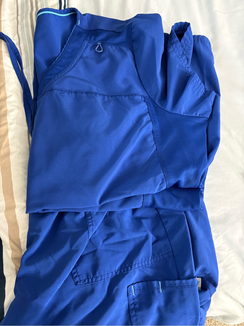Scrubstar Women’s Jogger-Style Scrub Pants in Royal Blue